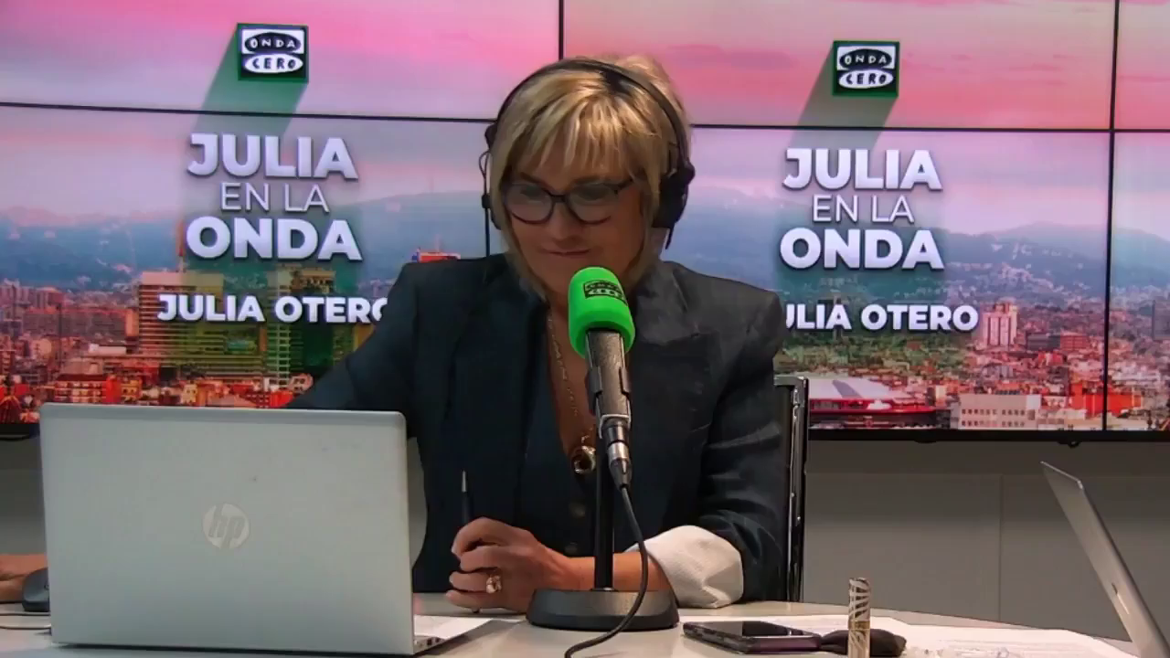 Julia Otero: "Un mundo con un desquiciado al frente ha convertido al mismísimo Papa de Roma en un peligroso woke" Julia Otero: "Un mundo con un desquiciado al frente ha convertido al mismísimo Papa de Roma en un peligroso woke"