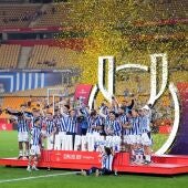 La Real Sociedad levanta el título de la Copa del Rey