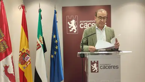 El alcalde de Cáceres anuncia un recurso de alzada contra la orden ministerial de retirada de la Cruz de los Caídos El alcalde de Cáceres anuncia un recurso de alzada contra la orden ministerial de retirada de la Cruz de los Caídos
