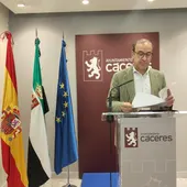 El alcalde de Cáceres anuncia un recurso de alzada contra la orden ministerial de retirada de la Cruz de los Caídos El alcalde de Cáceres anuncia un recurso de alzada contra la orden ministerial de retirada de la Cruz de los Caídos