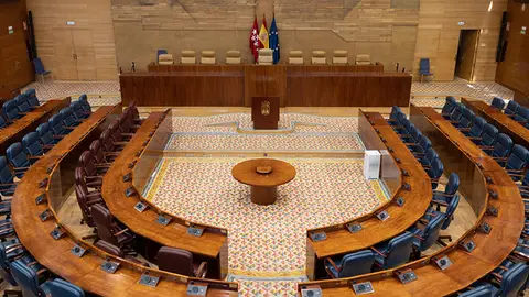 VOX invita a Ayuso a denunciar al PP si las propuestas de prioridad nacional en el acuerdo de Extremadura “son ilegales” VOX invita a Ayuso a denunciar al PP si las propuestas de prioridad nacional en el acuerdo de Extremadura “son ilegales”