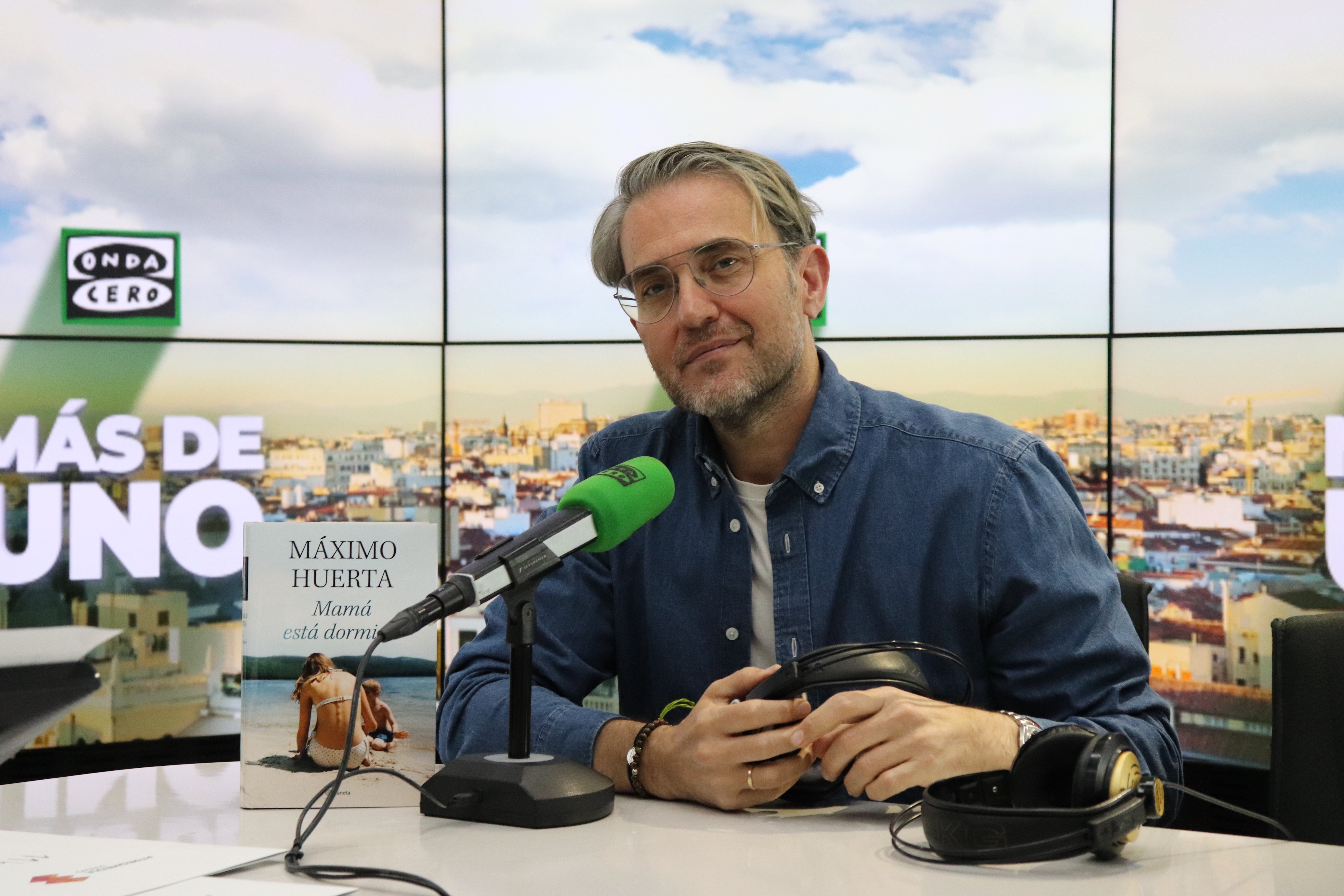 Máximo Huerta defiende el valor de la mentira en el cuidado de su madre con Alzheimer: "Nace también del amor" Máximo Huerta defiende el valor de la mentira en el cuidado de su madre con Alzheimer: "Nace también del amor"