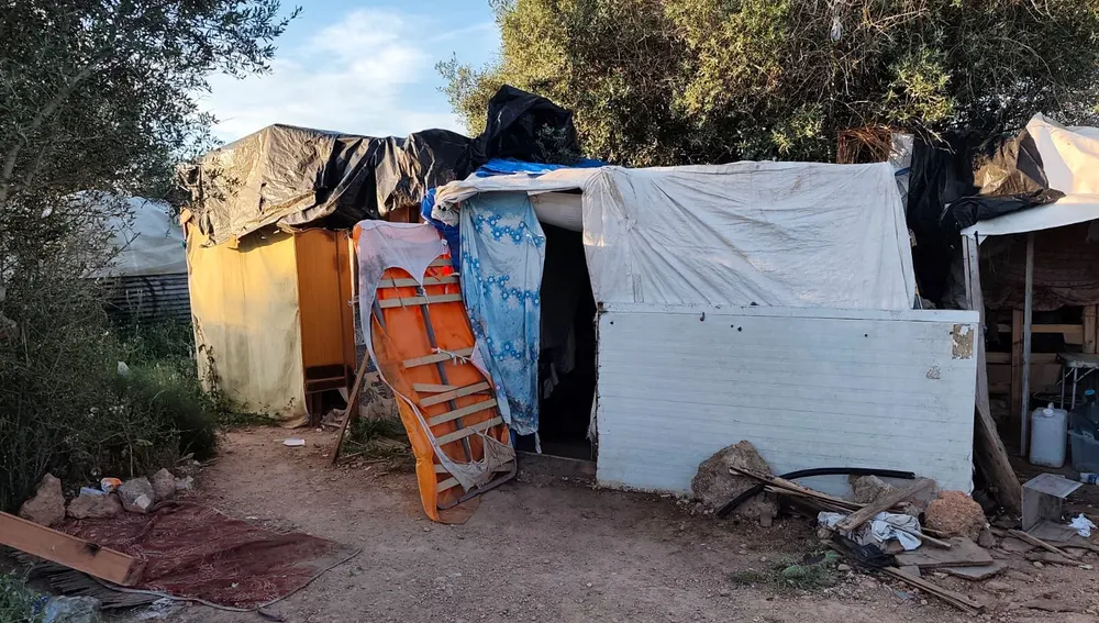 Una de las infraviviendas del asentamiento ilegal Una de las infraviviendas del asentamiento ilegal