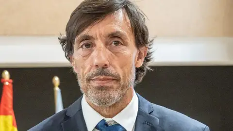 Juan Carlos Manrique seguirá como Decano de la Facultad de Educación en el campus segoviano Juan Carlos Manrique seguirá como Decano de la Facultad de Educación en el campus segoviano