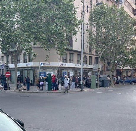 CSIF pide refuerzo policial ante la afluencia de personas en trámites de extranjería en Castellón CSIF pide refuerzo policial ante la afluencia de personas en trámites de extranjería en Castellón