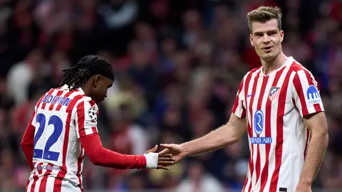 “Máxima precaución” con Lookman y Sorloth “Máxima precaución” con Lookman y Sorloth