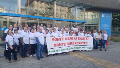 Los afectados por la urbanización de Montemero presentaron alegaciones ante la Xunta Los afectados por la urbanización de Montemero presentaron alegaciones ante la Xunta