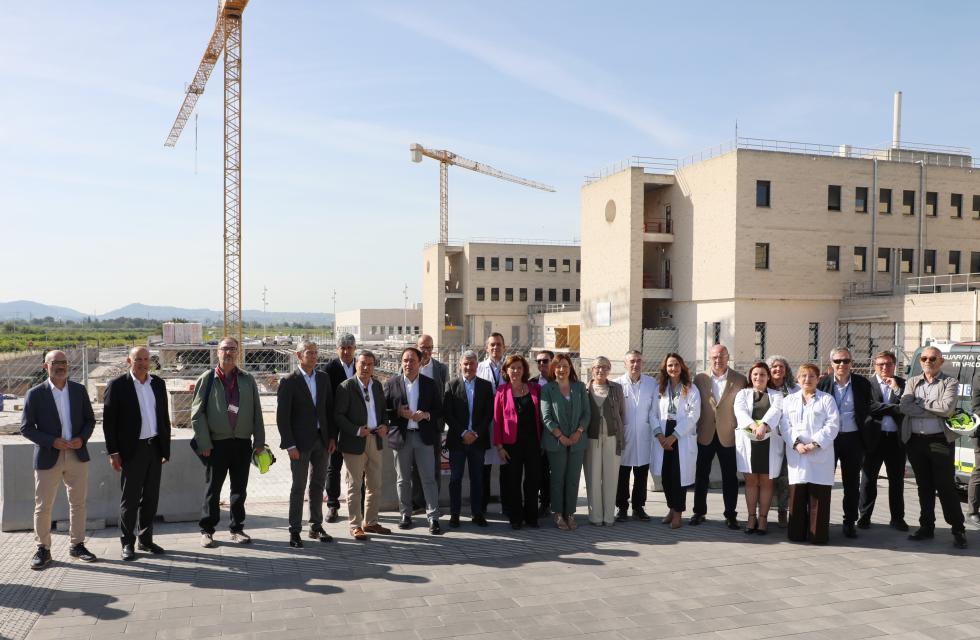 El president de la Generalitat destaca la inversión de más de 82 millones en la ampliación del Hospital Vega Baja El president de la Generalitat destaca la inversión de más de 82 millones en la ampliación del Hospital Vega Baja