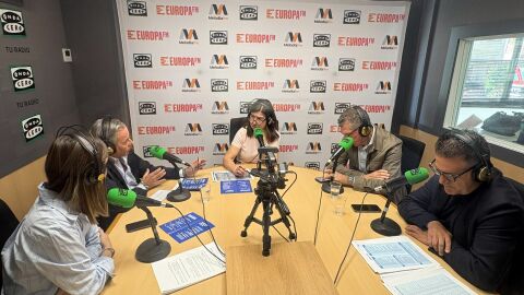 Luc&iacute;a Peral, Pepe Salas, Joserra Gonz&aacute;lez de Z&aacute;rate y Manuel P&eacute;rez Terol con Mayte Vilaseca