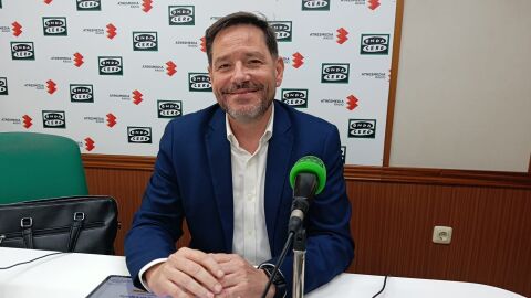 David Broce&ntilde;o, en los estudios de Onda Cero Ciudad Real