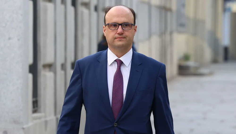 Juan Ignacio Díaz Bidart, exjefe de gabinete de Reyes Maroto, a su llegada al Tribunal Supremo. Juan Ignacio Díaz Bidart, exjefe de gabinete de Reyes Maroto, a su llegada al Tribunal Supremo.