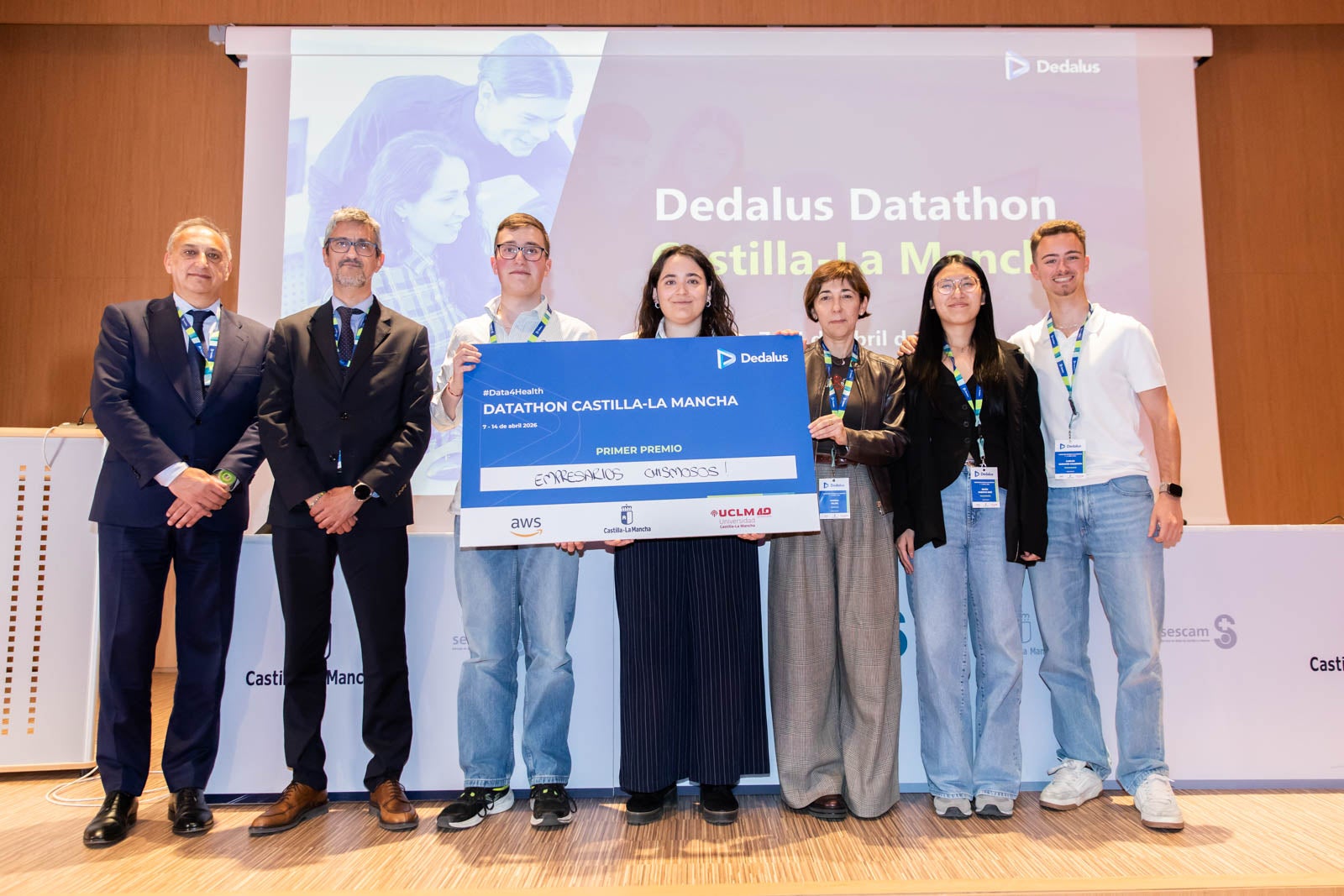 Tres estudiantes del campus de Albacete, ganadores del Datathon en Salud Digital de Castilla-La Mancha Tres estudiantes del campus de Albacete, ganadores del Datathon en Salud Digital de Castilla-La Mancha