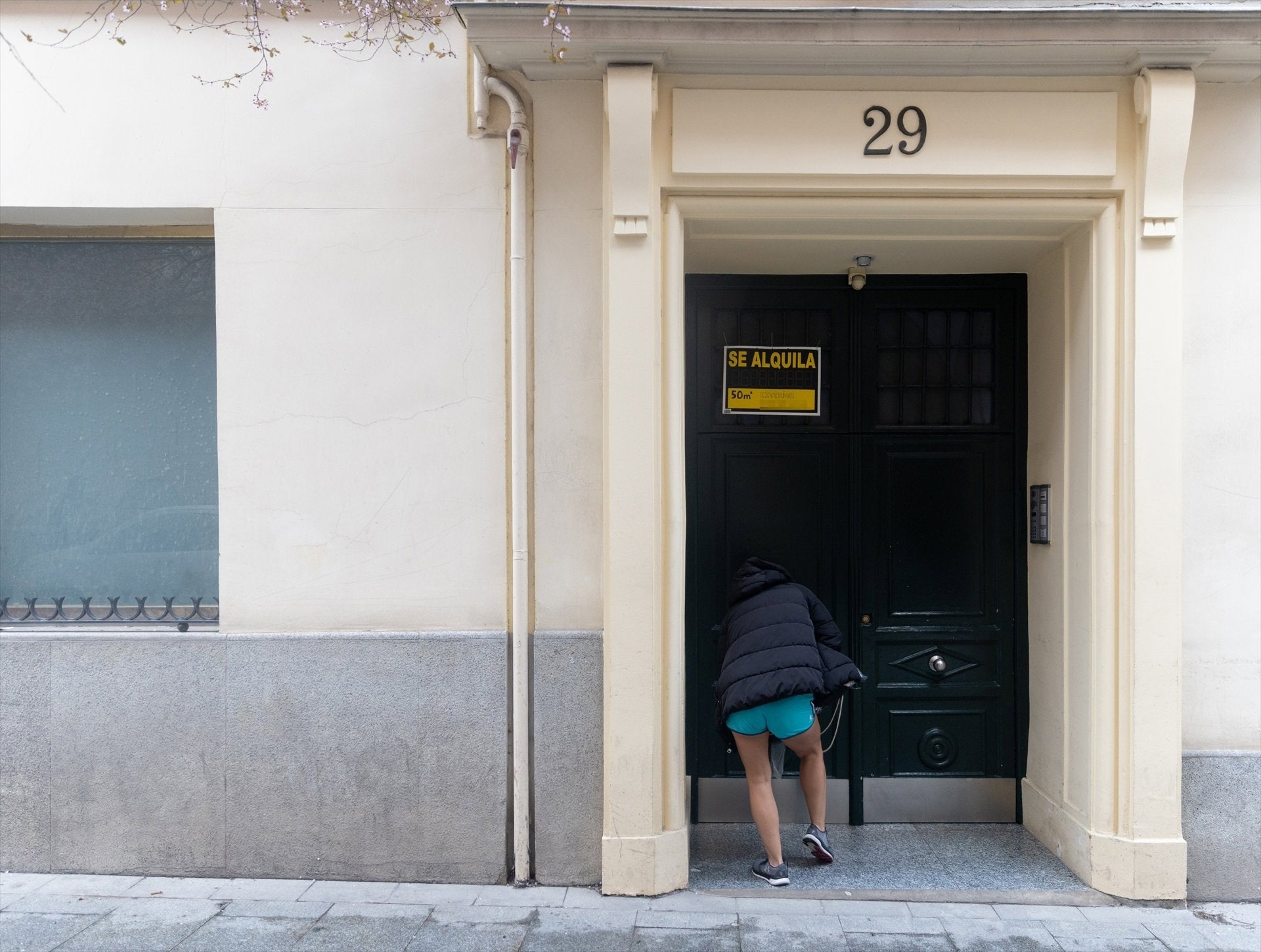 Baleares lidera el precio del alquiler en España con 1.676 euros al mes, un 39% más que la media nacional Baleares lidera el precio del alquiler en España con 1.676 euros al mes, un 39% más que la media nacional