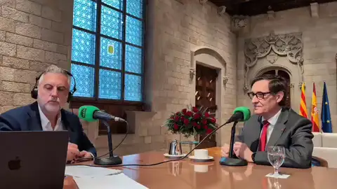 Entrevista de Carlos Alsina a Salvador Illa en Más de uno Entrevista de Carlos Alsina a Salvador Illa en Más de uno