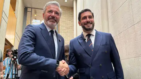 Azcón y Nolasco han dado a conocer el acuerdo alcanzado en Aragón Azcón y Nolasco han dado a conocer el acuerdo alcanzado en Aragón