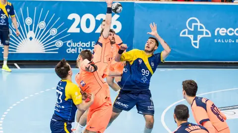 El equipo de balonmano vallisoletano busca el pase a la fase final de la Copa del Rey El equipo de balonmano vallisoletano busca el pase a la fase final de la Copa del Rey