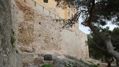 Muralla de Cullera Muralla de Cullera