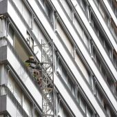 Grave accidente con la caída de un andamio de una obra en Benidorm esta mañana deja dos fallecidos 