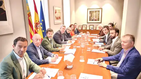 Reunión de los equipos de INECA y de la consellería de Infraestructuras y Medio Ambiente Reunión de los equipos de INECA y de la consellería de Infraestructuras y Medio Ambiente