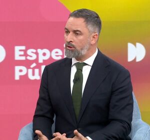 El presidente de VOX, Santiago Abascal, en una entrevista en Espejo P&uacute;blico