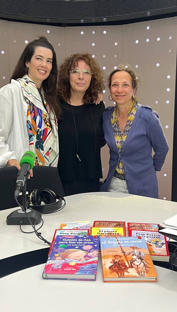 Ninfa, la hija de Juan Muñoz Martín creador del pirata Garrapata. Ninfa, la hija de Juan Muñoz Martín creador del pirata Garrapata.