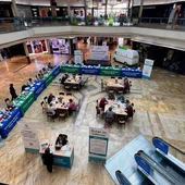 El Centro Comercial Rosaleda y el Distrito Palma-Palmilla se unen para poner en valor la labor de las asociaciones de mayores El Centro Comercial Rosaleda y el Distrito Palma-Palmilla se unen para poner en valor la labor de las asociaciones de mayores