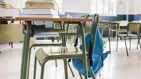 Imagen de archivo de un aula. Imagen de archivo de un aula.