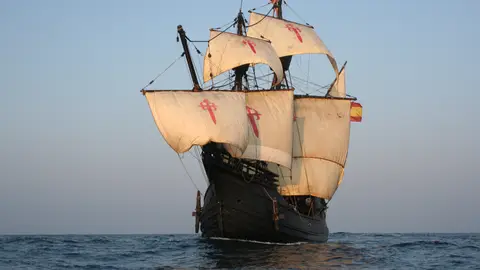 Fuengirola recibe a la Nao Victoria, el museo flotante de la mayor hazaña marítima de la historia Fuengirola recibe a la Nao Victoria, el museo flotante de la mayor hazaña marítima de la historia