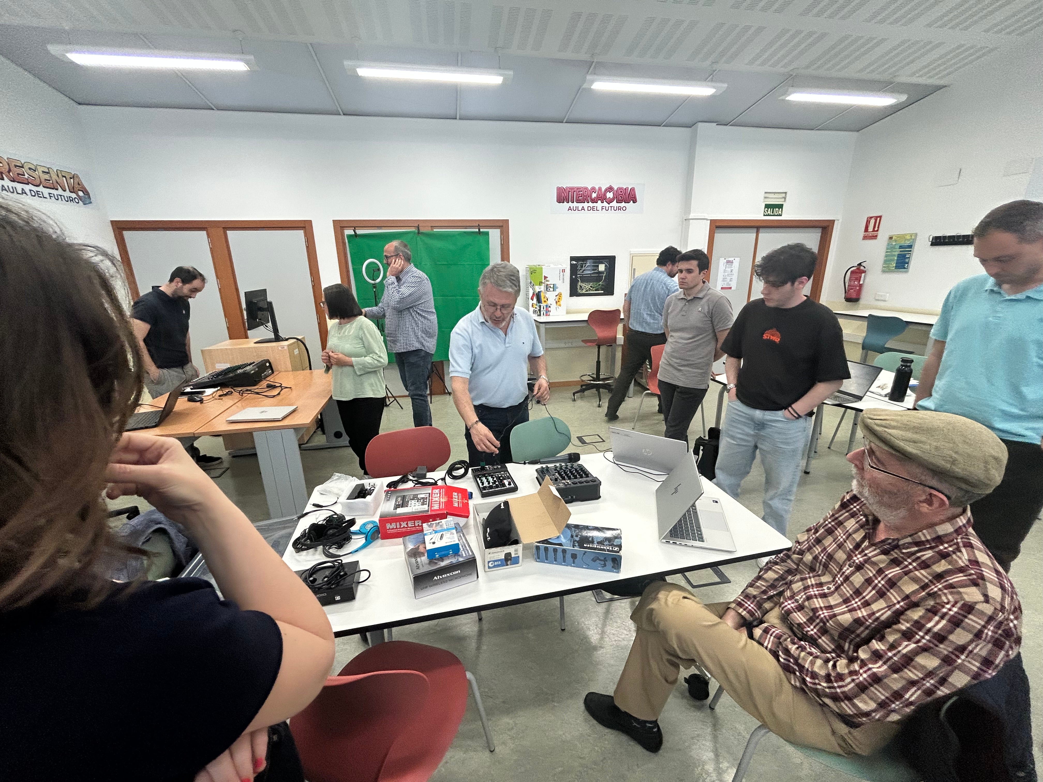 La Facultad de Educación de Albacete cuenta con un Aula del Futuro La Facultad de Educación de Albacete cuenta con un Aula del Futuro