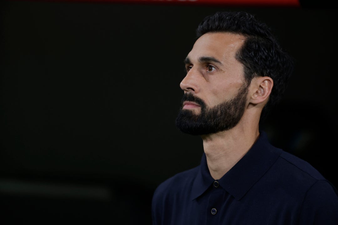 Arbeloa: "Quiero que Vinícius se quede muchos años aquí" Arbeloa: "Quiero que Vinícius se quede muchos años aquí"