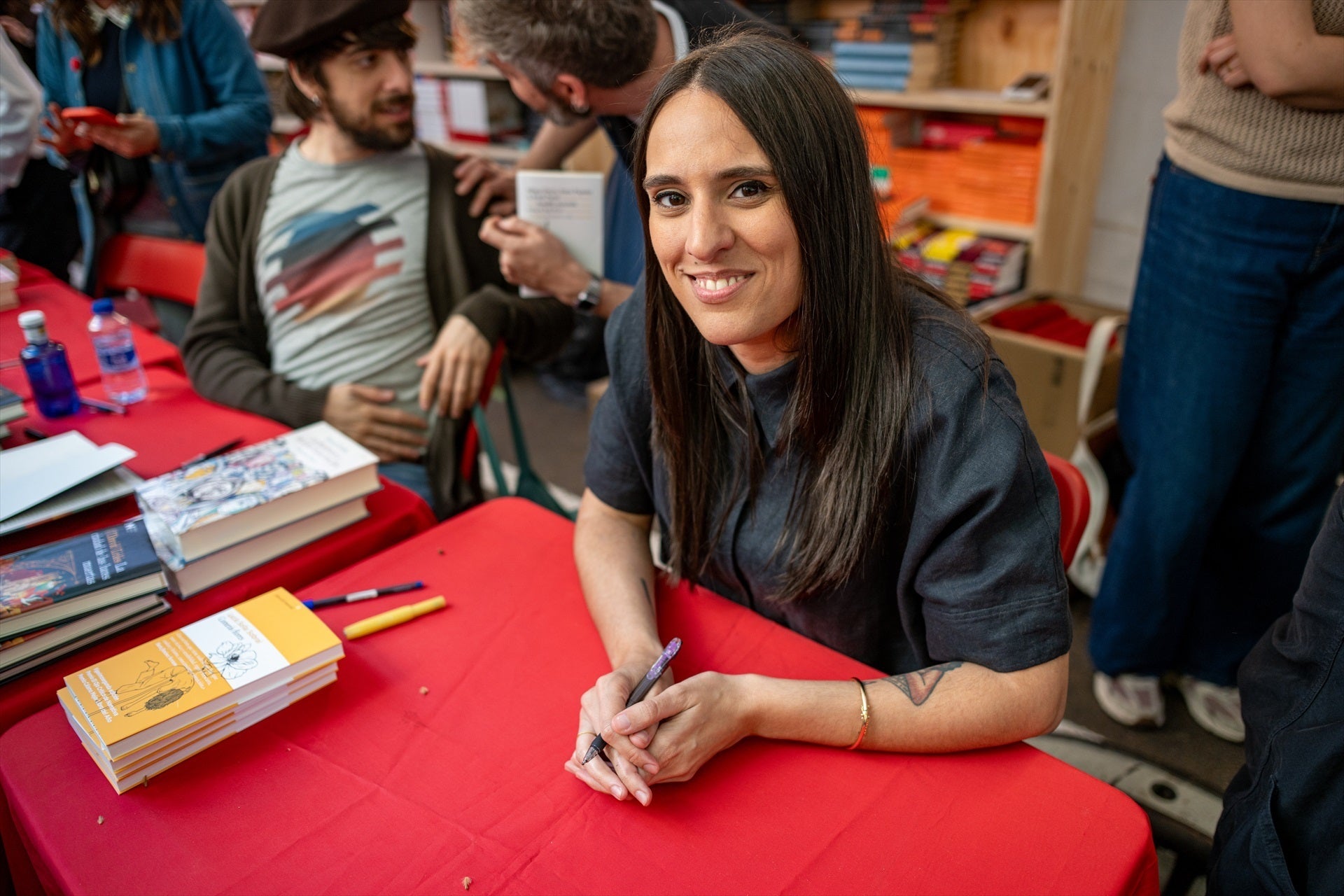 Las obras recomendadas para el Día del Libro: algunas lecturas imprescindibles sobre política, salud mental y romance Las obras recomendadas para el Día del Libro: algunas lecturas imprescindibles sobre política, salud mental y romance