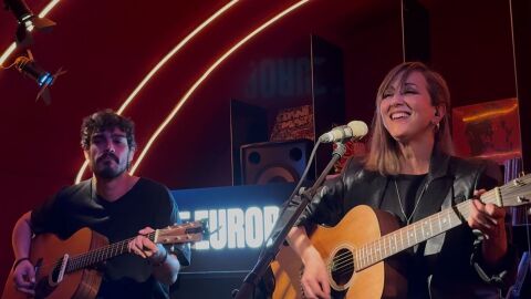 Nena Daconte en Local de Ensayo Europa FM