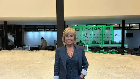 Julia otero desde la Casa de la Arquitectura de Barcelona, antigua editorial de Gustavo GIli Julia otero desde la Casa de la Arquitectura de Barcelona, antigua editorial de Gustavo GIli