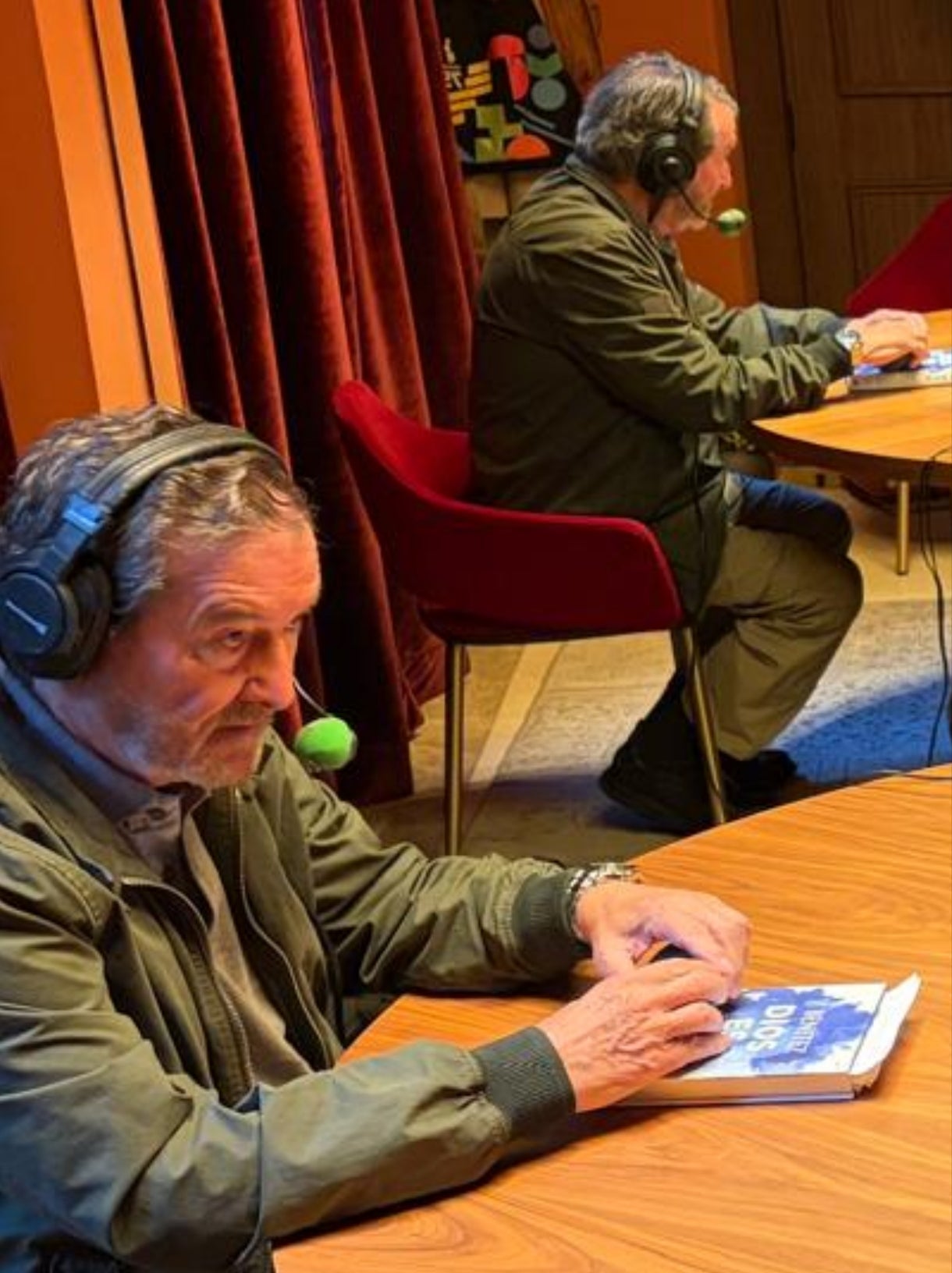 "Después de la muerte hay una vida real y fantástica" "Después de la muerte hay una vida real y fantástica"