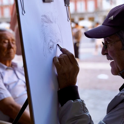Miguel Ángel, caricaturista de la Plaza Mayor. PP.