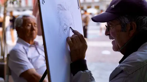 Miguel Ángel, caricaturista de la Plaza Mayor. PP. Miguel Ángel, caricaturista de la Plaza Mayor. PP.