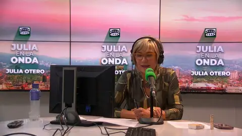 Julia Otero: "Últimamente, no hay domingo que no tenga su zozobra" Julia Otero: "Últimamente, no hay domingo que no tenga su zozobra"