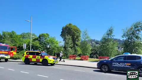 Bomberos de Santiago sofocan un incendio localizado en un pequeño caseto en Brañas de Sar Bomberos de Santiago sofocan un incendio localizado en un pequeño caseto en Brañas de Sar