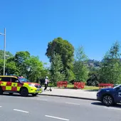 Bomberos de Santiago sofocan un incendio localizado en un pequeño caseto en Brañas de Sar Bomberos de Santiago sofocan un incendio localizado en un pequeño caseto en Brañas de Sar