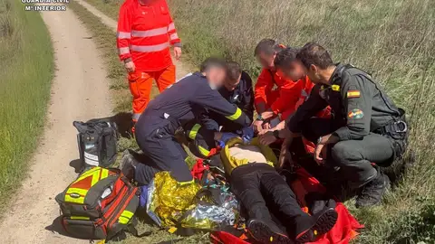 La Guardia Civil efectúa un rescate en la Montaña Palentina .