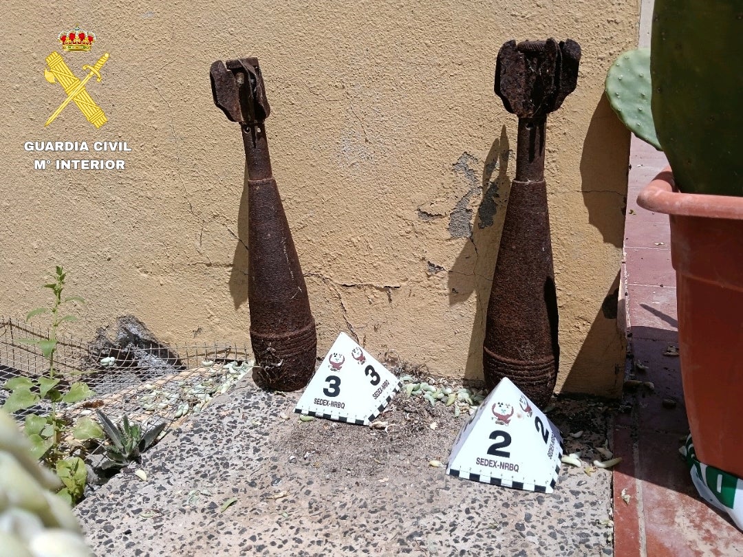 Hallados dos proyectiles de mortero en una vivienda de Corralejo Hallados dos proyectiles de mortero en una vivienda de Corralejo