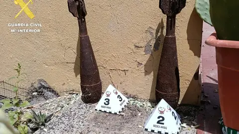 Hallados dos proyectiles de mortero en una vivienda de Corralejo Hallados dos proyectiles de mortero en una vivienda de Corralejo