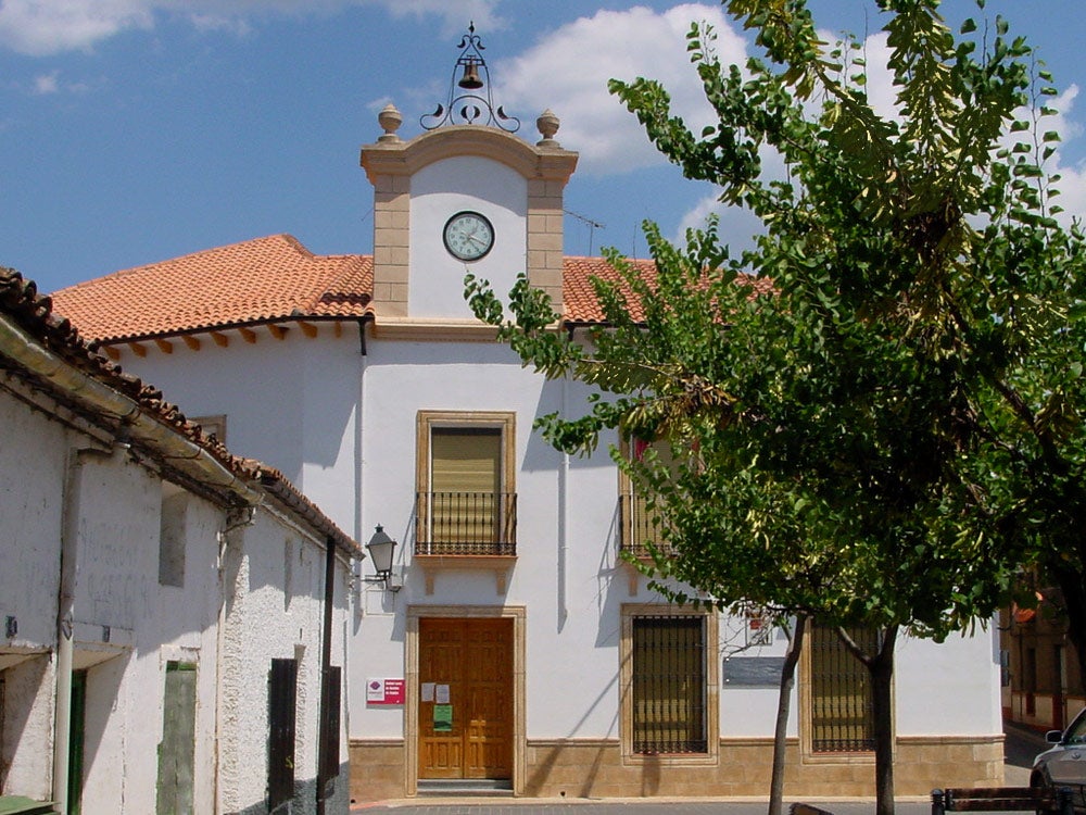 Expulsado del PP por un presunto caso de malversación en Villaverde de Guadalimar Expulsado del PP por un presunto caso de malversación en Villaverde de Guadalimar