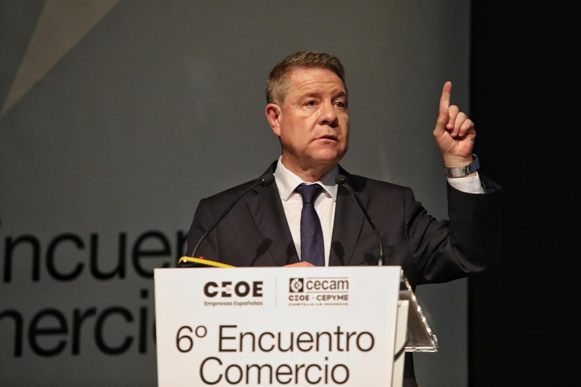 Page pide "sentido común" a sindicatos y empresarios Page pide "sentido común" a sindicatos y empresarios