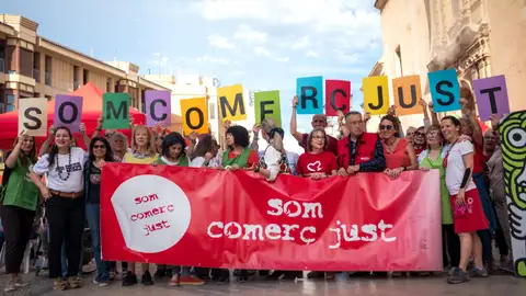 Elche celebra el Día del Comercio Justo el próximo 9 de mayo en la Plaza dels Algeps Elche celebra el Día del Comercio Justo el próximo 9 de mayo en la Plaza dels Algeps