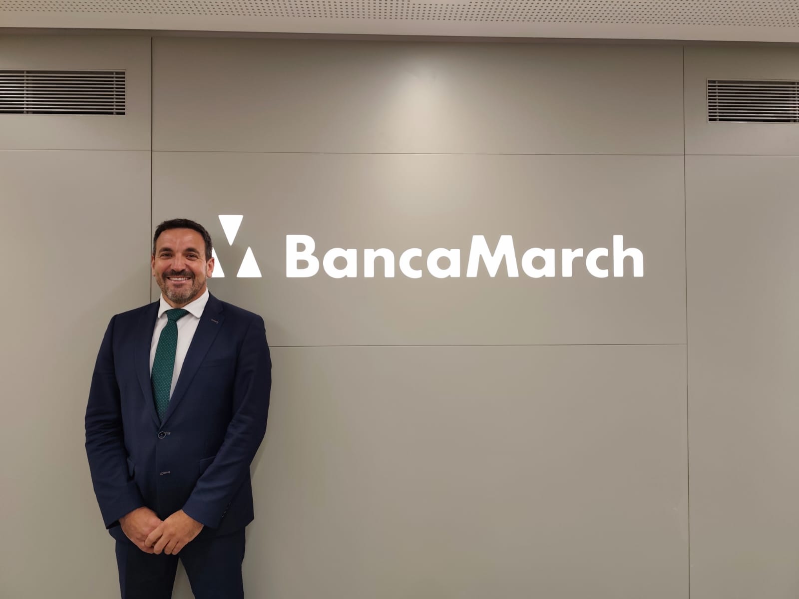 Juan Garí: "El éxito de Banca March se consigue apostando por la cercanía y las relaciones a largo plazo" Juan Garí: "El éxito de Banca March se consigue apostando por la cercanía y las relaciones a largo plazo"