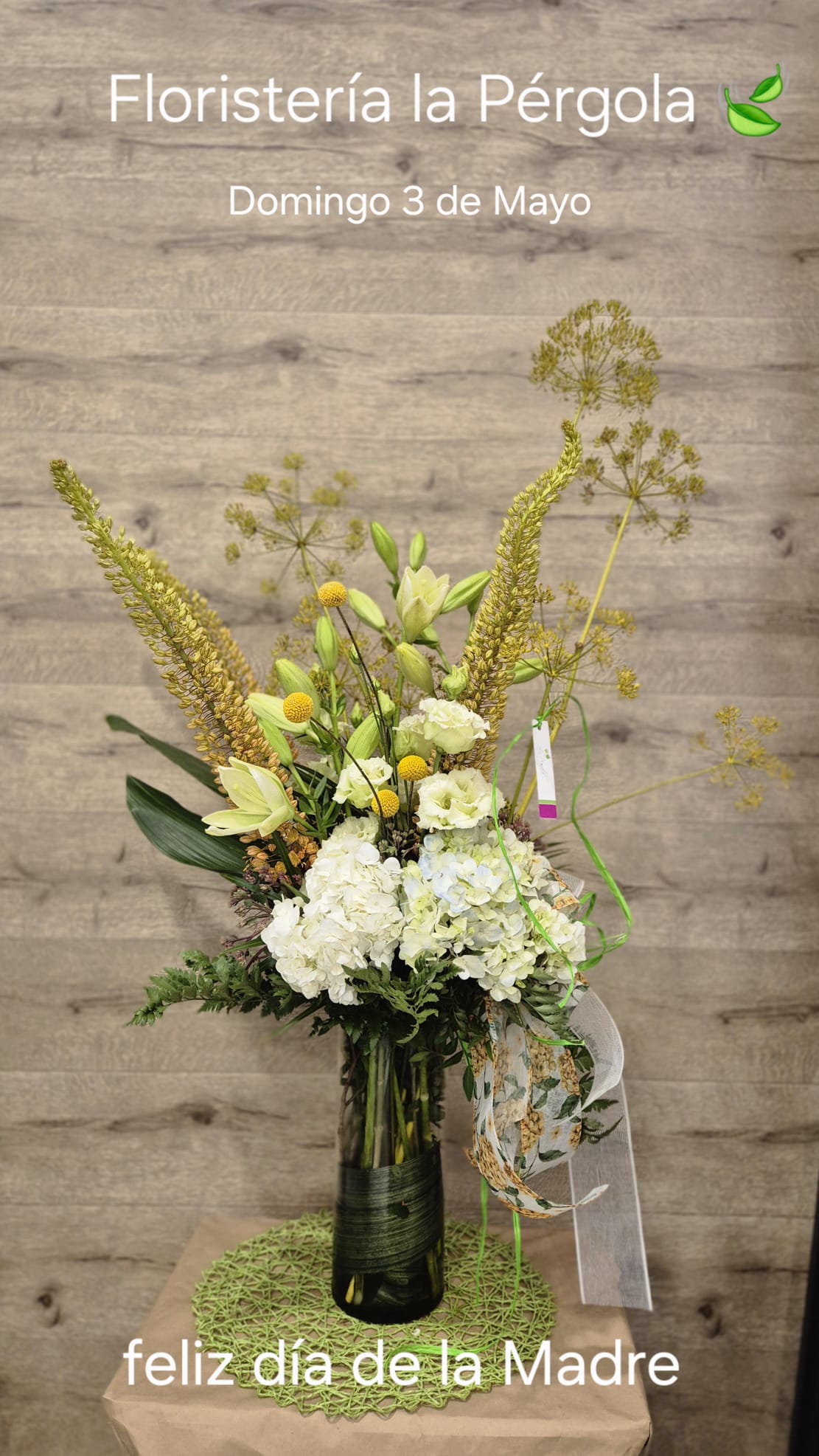 En el Día de la Madre, regala flores con todo tu corazón. En Floristería La Pérgola tienes el detalle más original para expresar sentimientos En el Día de la Madre, regala flores con todo tu corazón. En Floristería La Pérgola tienes el detalle más original para expresar sentimientos