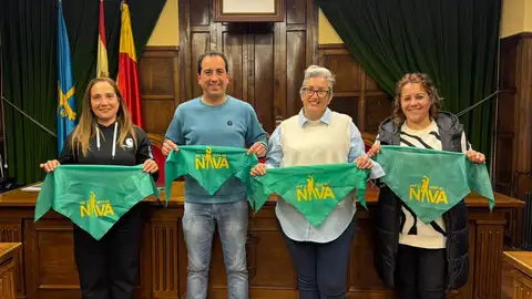 Presentación del evento en el Ayuntamiento de Nava Presentación del evento en el Ayuntamiento de Nava