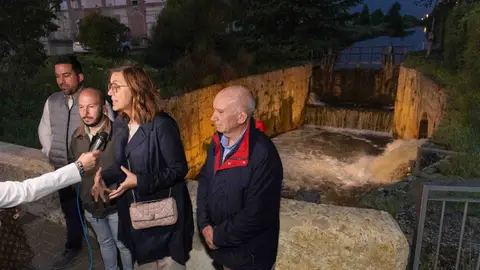 El Consorcio del Canal de Castilla regenera el puente de Villamuriel e ilumina de manera ornamental y eficiente la esclusa 33 y su entono .