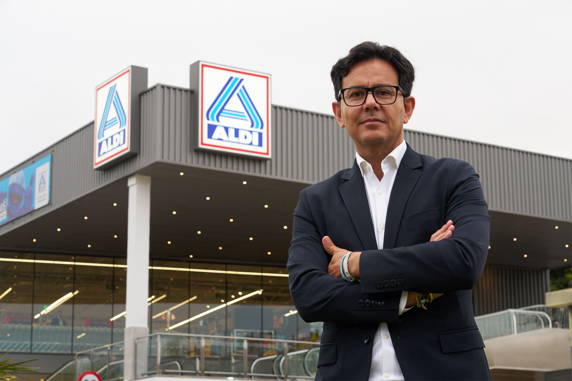 ALDI roza las 35 tiendas y supera los 500 trabajadores en Málaga con su nueva tienda en Fuengirola ALDI roza las 35 tiendas y supera los 500 trabajadores en Málaga con su nueva tienda en Fuengirola
